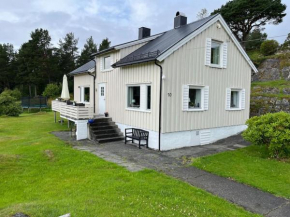 Nyt stillheten i et hjem i naturskjønne omgivelser